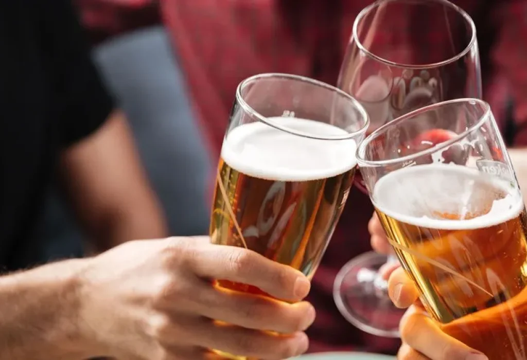 does-alcohol-cause-hair-loss